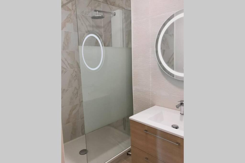 Serenidad - Appartement cosy 50m2 et Parking Châteauroux Exterior foto